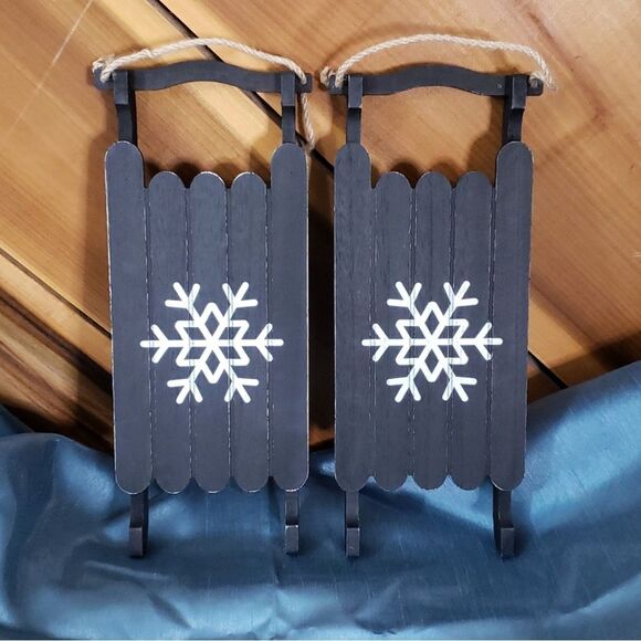 Decorative Christmas Holiday Winter Wooden Snowflake Sleds Decor Set of 2 New! - Picture 3 of 4